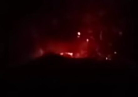 Anak Gunung Krakatau (Kbr6)