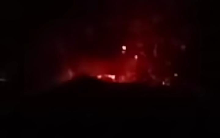 Anak Gunung Krakatau (Kbr6)